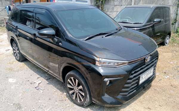TOYOTA AVANZA