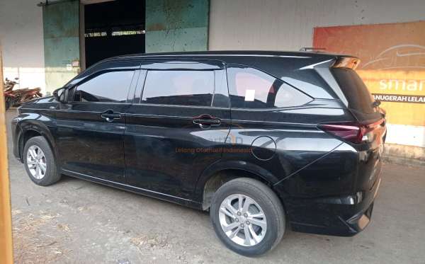 TOYOTA AVANZA