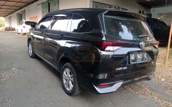 TOYOTA AVANZA