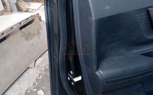 TOYOTA AVANZA