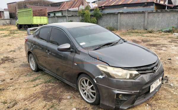 TOYOTA LIMO 1.5