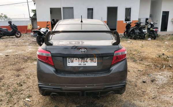 TOYOTA LIMO 1.5