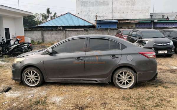 TOYOTA LIMO 1.5
