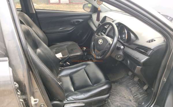 TOYOTA LIMO 1.5