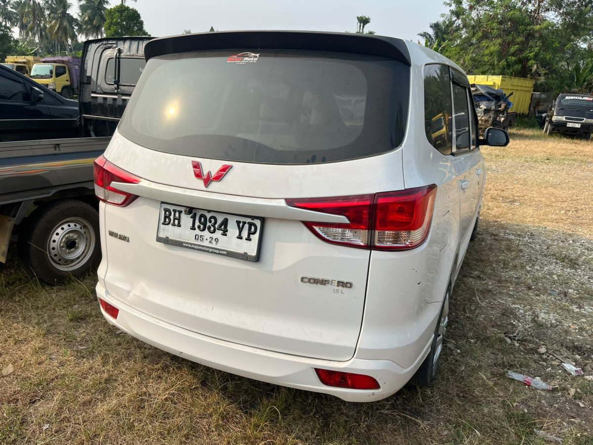 WULING  CONFERO  1.5 DB MY (4X2)