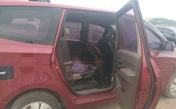 WULING CONFERO