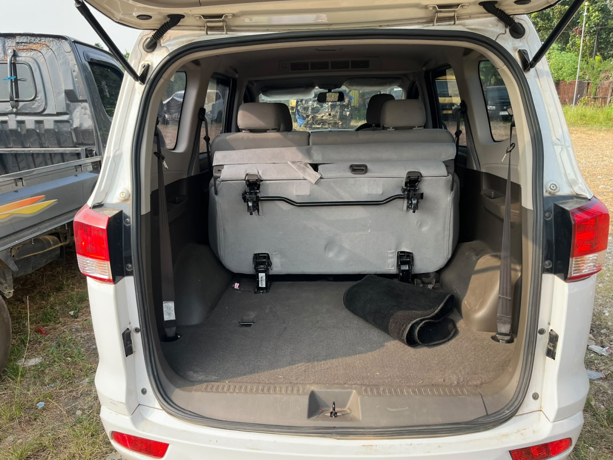 WULING  CONFERO  1.5 DB MY (4X2)