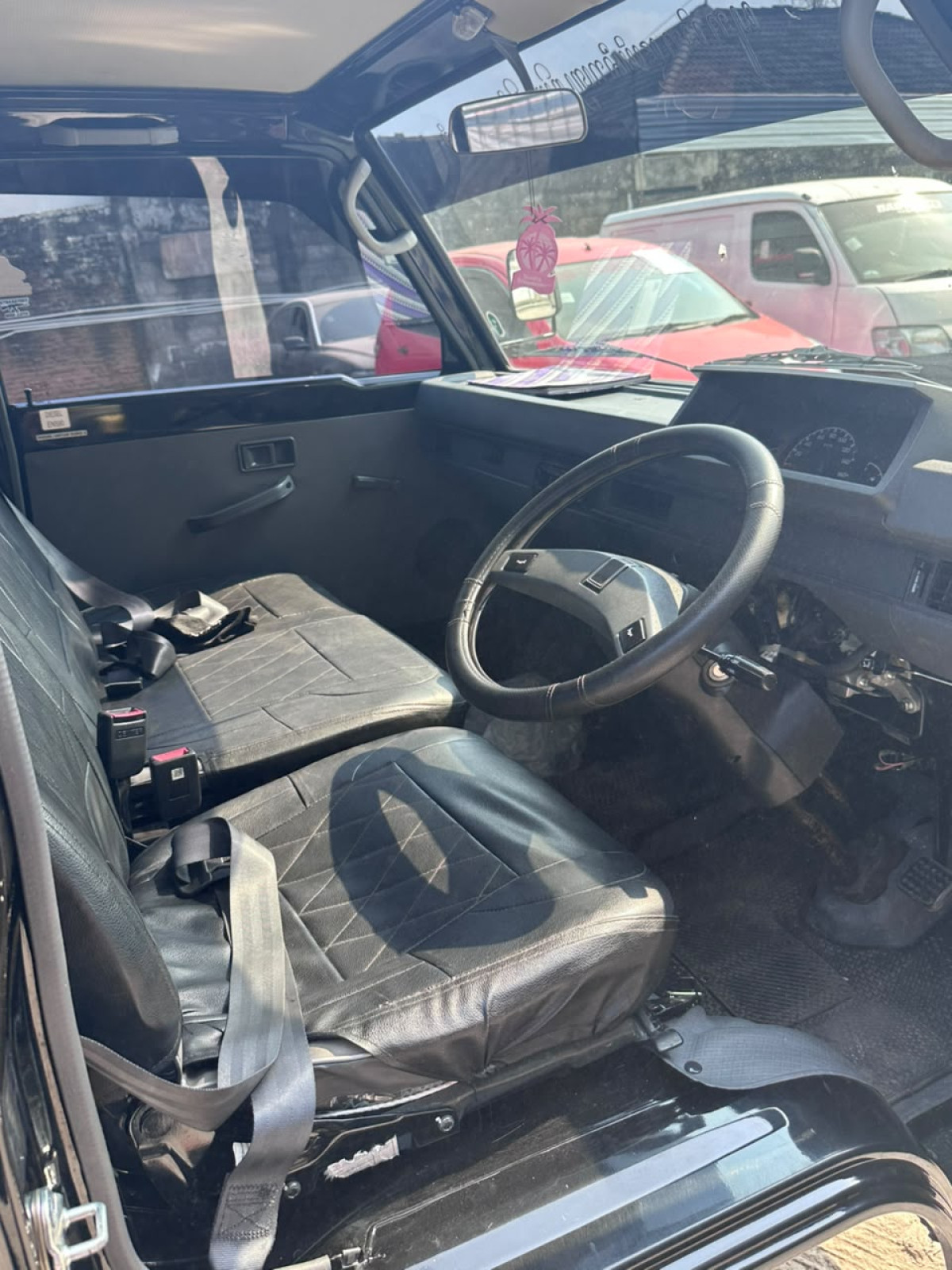 MITSUBISHI  L 300 L300 PU FB-R (4X2)