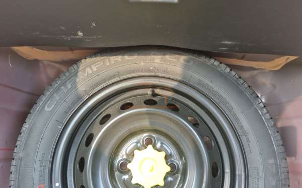 DAIHATSU AYLA 1.2R