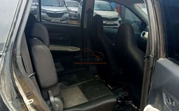 DAIHATSU SIGRA D