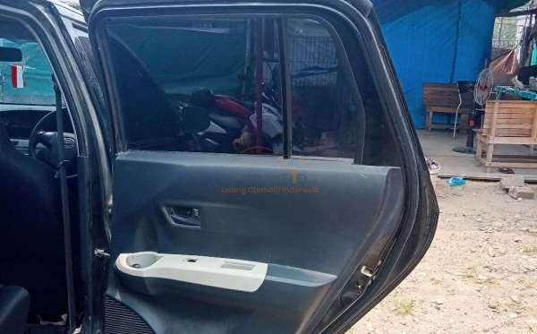 DAIHATSU SIGRA D