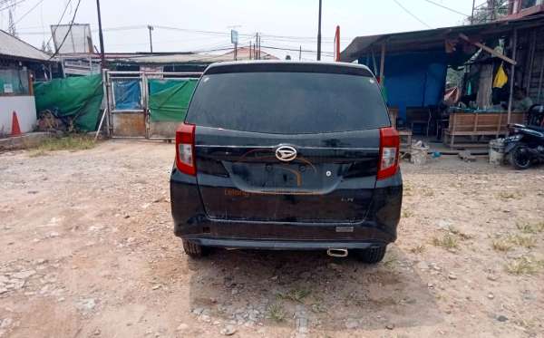 DAIHATSU SIGRA D