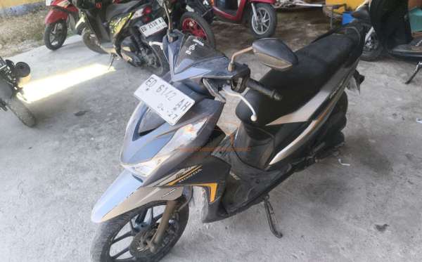 HONDA  BEAT