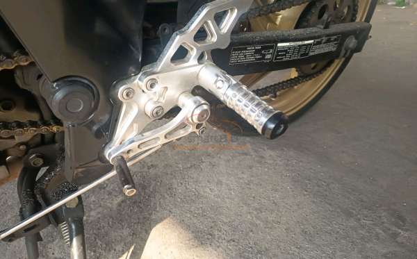 HONDA CBR 150