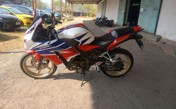 HONDA CBR 150