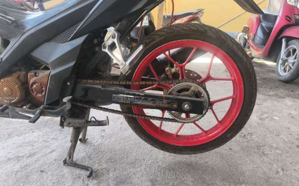 HONDA SONIC 150 R