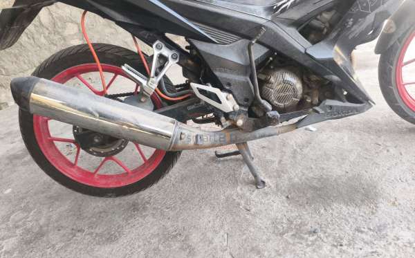 HONDA SONIC 150 R