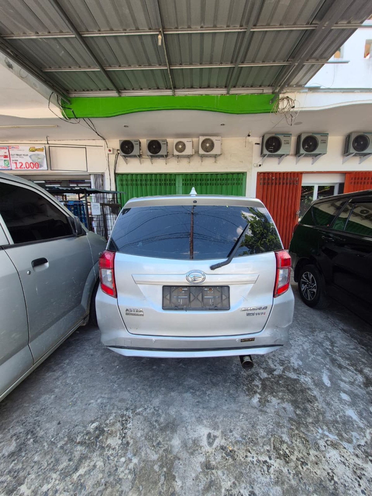 DAIHATSU  SIGRA  M