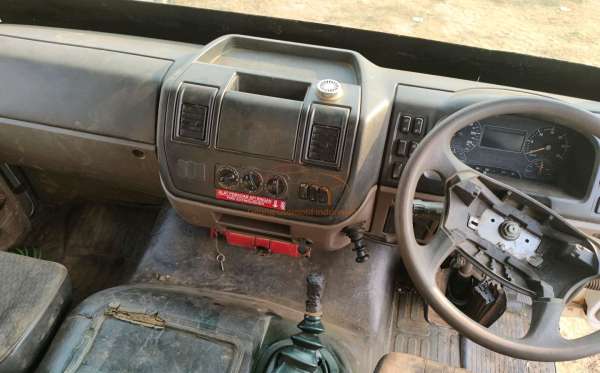 MERCEDES BENZ  AXOR  2528 CH (6X4)