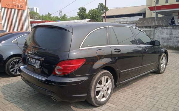 MERCEDES BENZ R 280L AT (CBU)