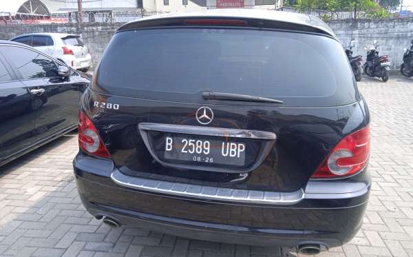 MERCEDES BENZ R 280L AT (CBU)