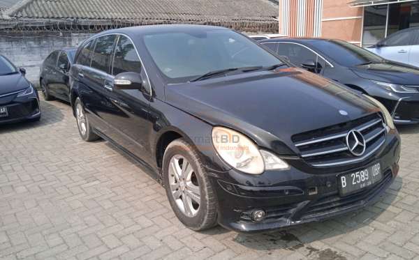 MERCEDES BENZ R 280L AT (CBU)