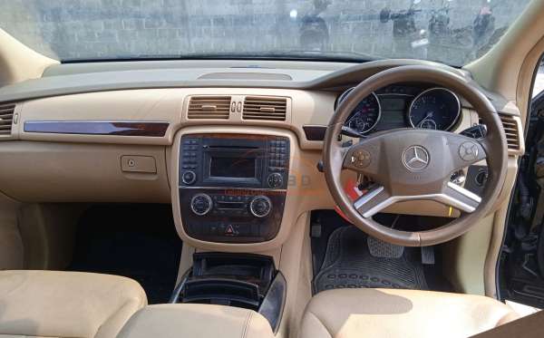 MERCEDES BENZ R 280L AT (CBU)