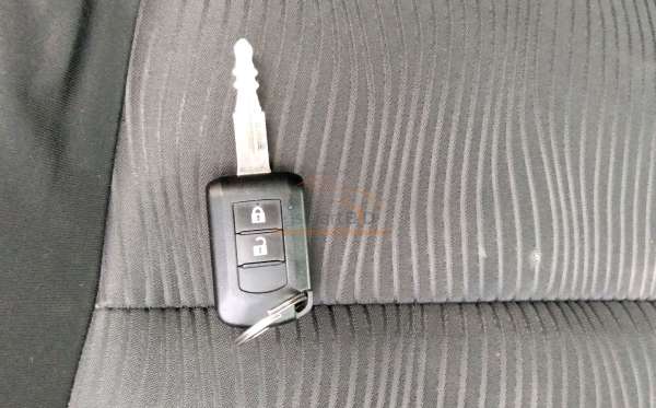 MITSUBISHI PAJERO SPORT 2.5L GLX (4X4)