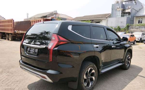 MITSUBISHI PAJERO SPORT 2.5L GLX (4X4)