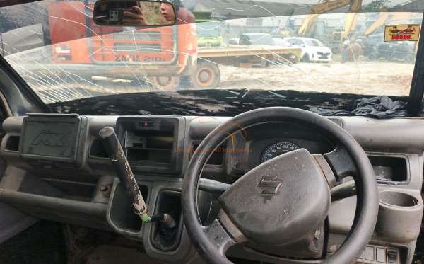 SUZUKI  CARRY  PU