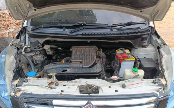 SUZUKI ERTIGA