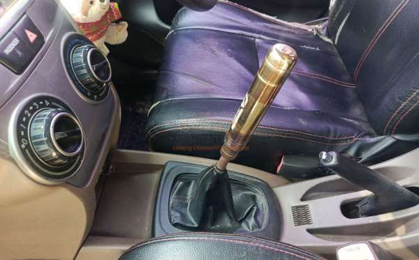 TOYOTA  AVANZA  1.3 G