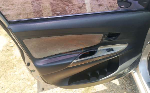 TOYOTA  AVANZA  1.3 G