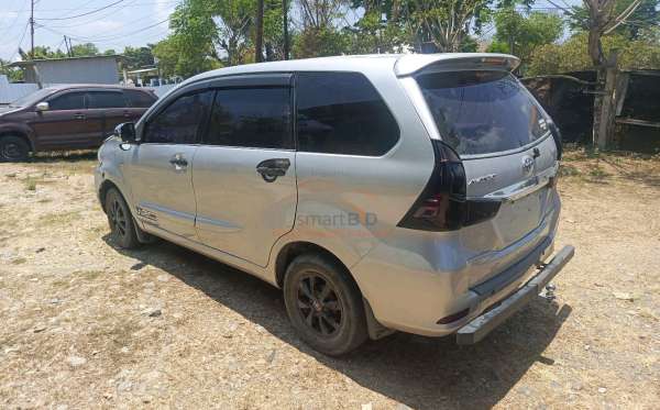 TOYOTA  AVANZA  1.3 G