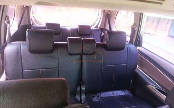 TOYOTA  AVANZA  1.3 G