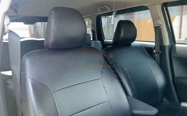 TOYOTA AVANZA