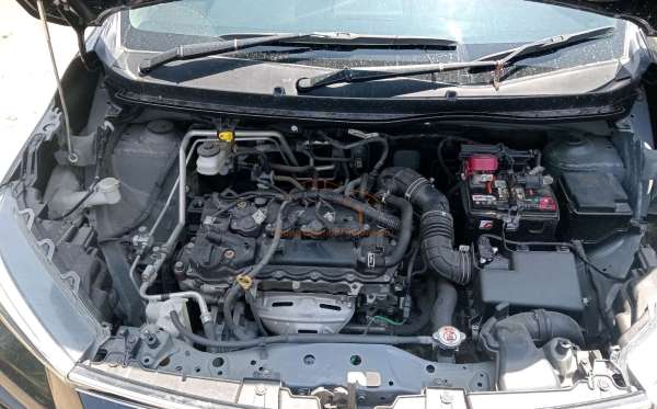 TOYOTA AVANZA