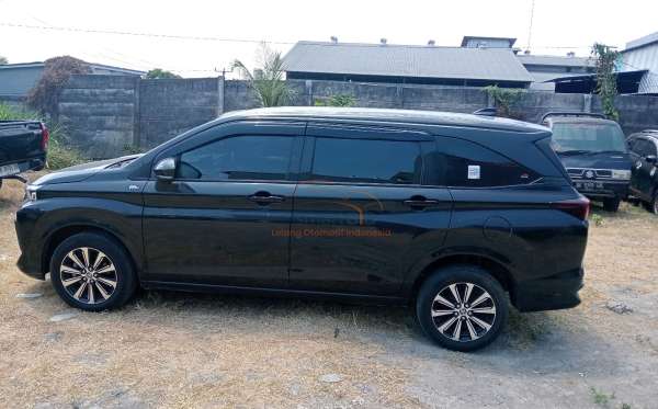 TOYOTA AVANZA