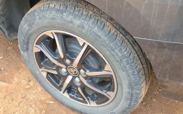 TOYOTA CALYA 1.2 G A/T