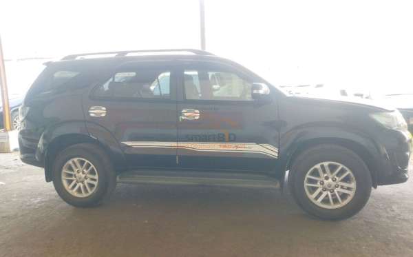TOYOTA FORTUNER 2.7 G LUX