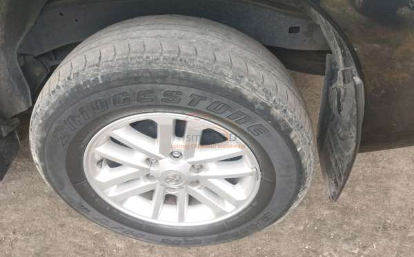 TOYOTA FORTUNER 2.7 G LUX