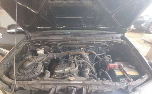 TOYOTA FORTUNER 2.7 G LUX
