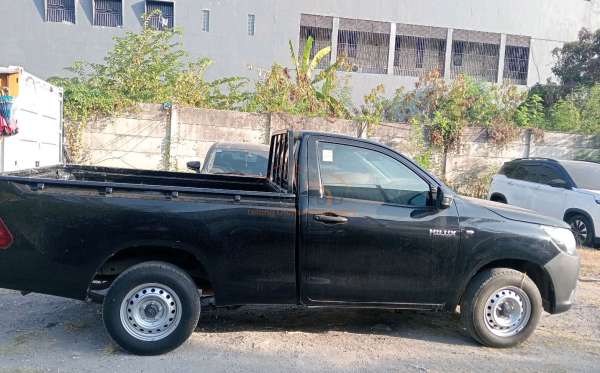 TOYOTA HILUX PICK UP