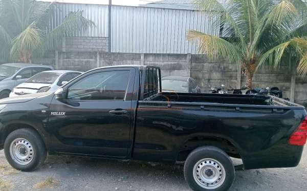 TOYOTA HILUX PICK UP