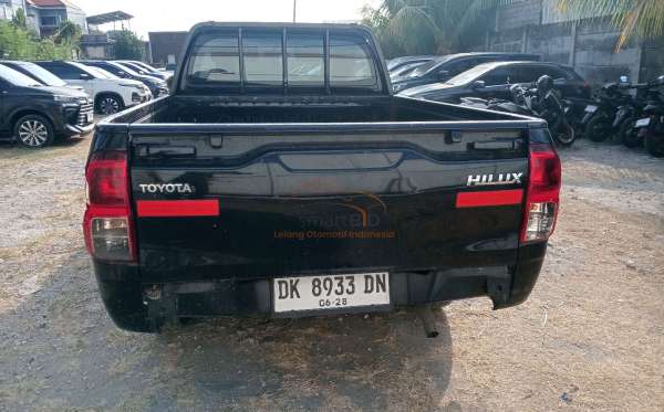 TOYOTA HILUX PICK UP