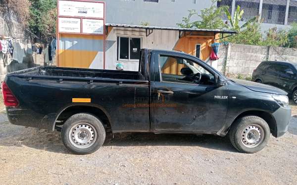 TOYOTA HILUX PICK UP