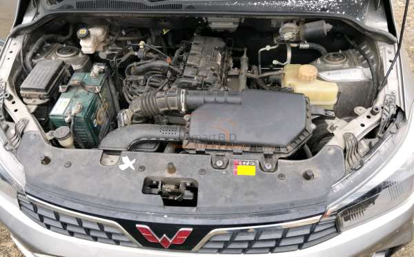 WULING CONFERO