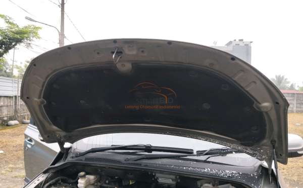 WULING CONFERO