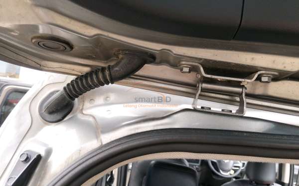 WULING CONFERO