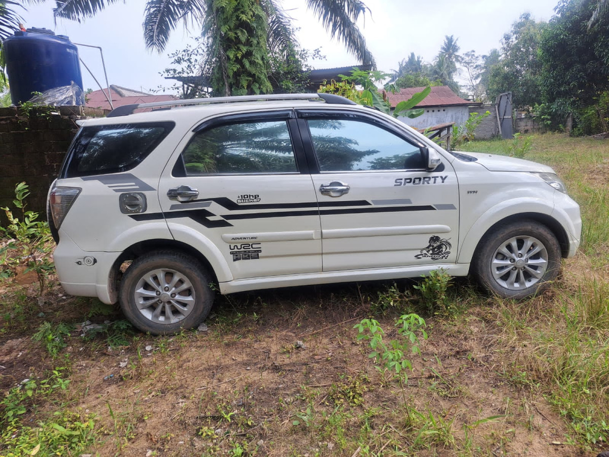 DAIHATSU TERIOS